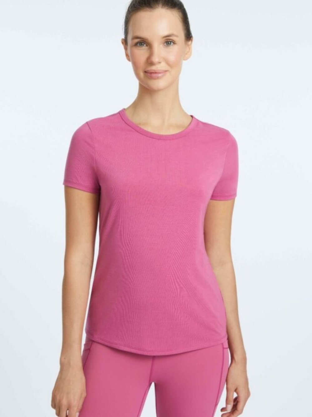 Women's Short-Sleeve Fitted Performance Tee